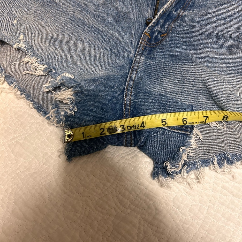 Abercrombie & Fitch '90s Relaxed Cutoff Short High Rise - Picture 5 of 5